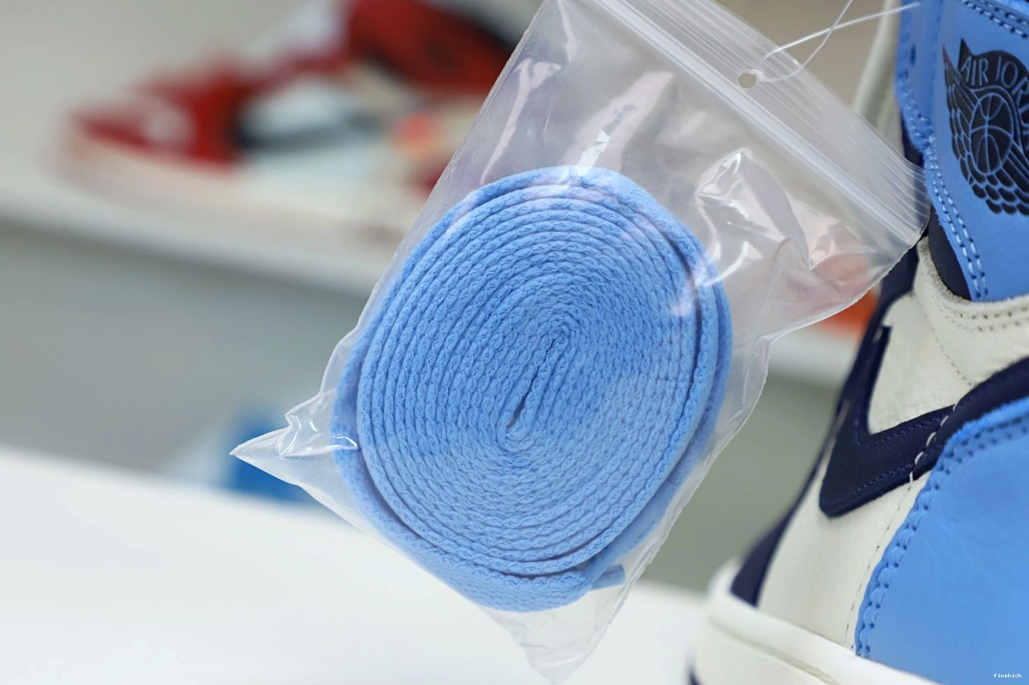 RETRO OG 'OBSIDIAN' AIR 1 HIGH JORDAN 1227